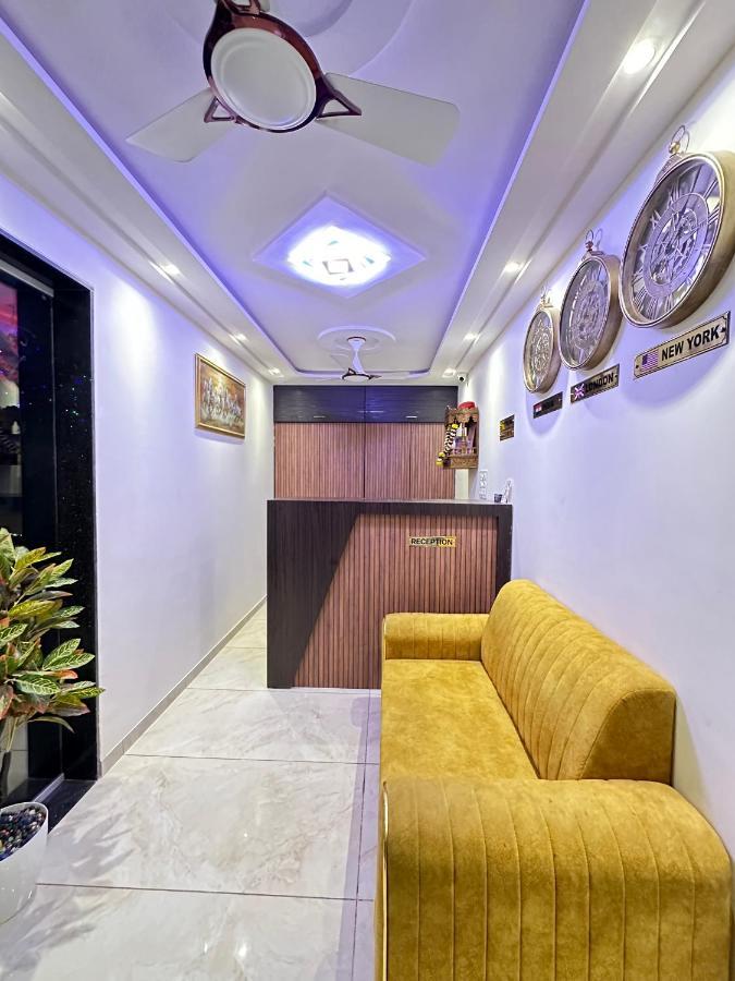 Classio - Near Kokilaben Hospital, Andheri West Mumbai