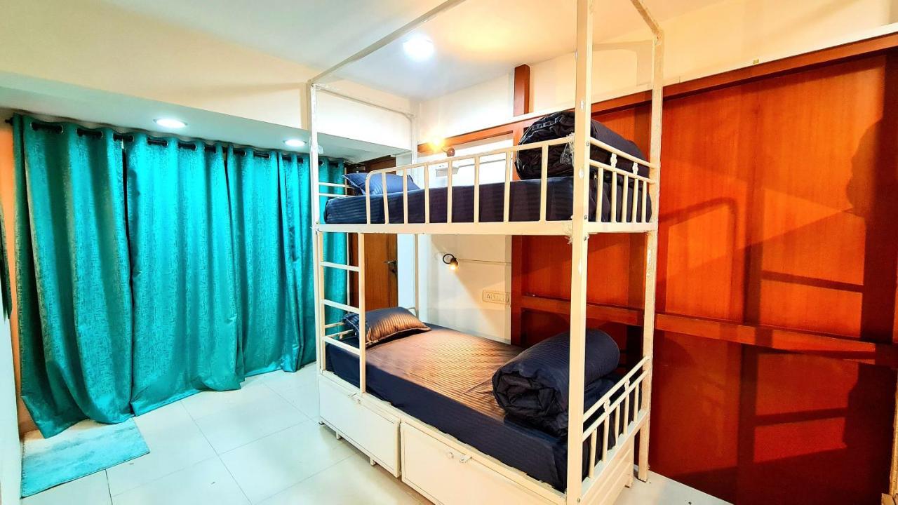 Rostel Live Hostel Mumbai
