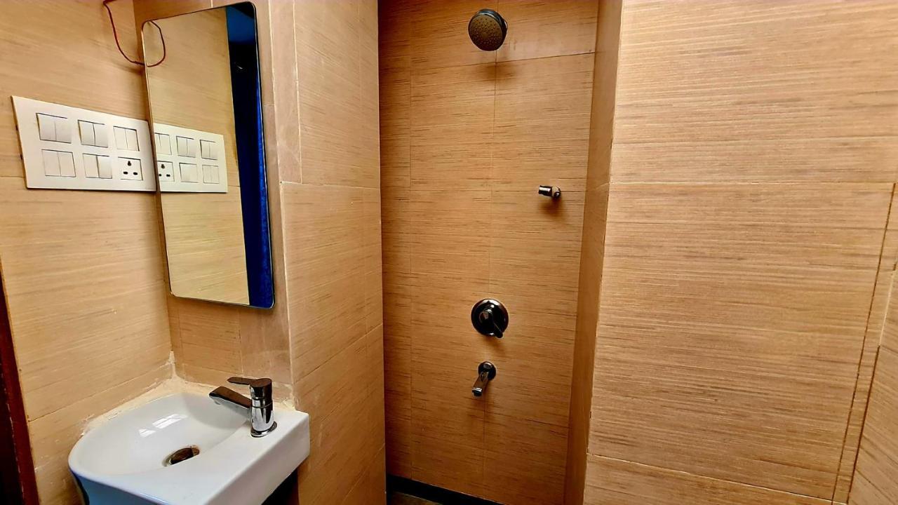 Hostel Rostel Live Mumbai