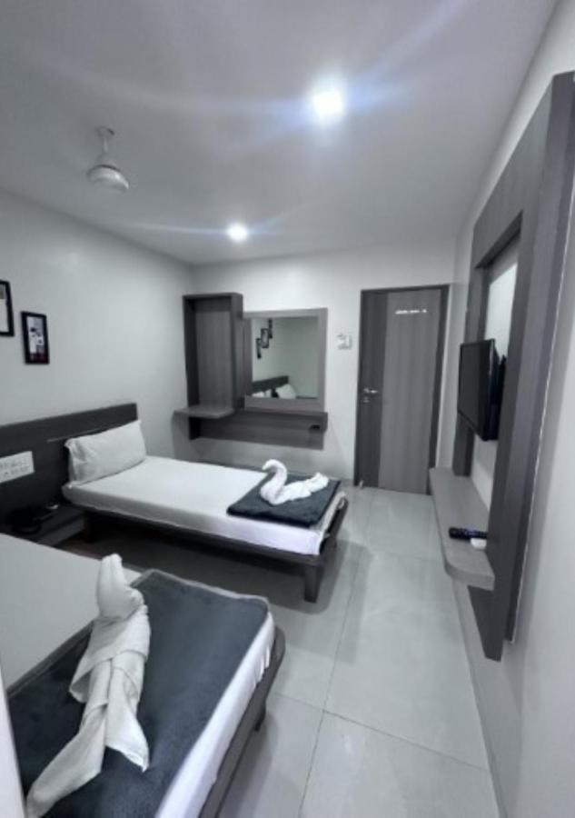 Rs Regency Hotel