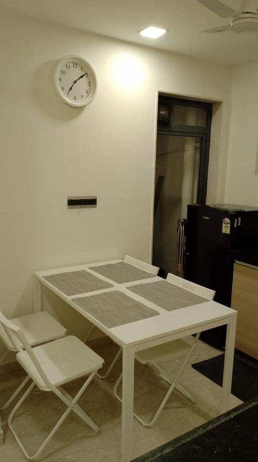 1br Service In Bkc By Florastays Apartment