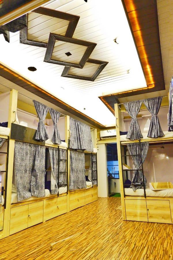 Hostel New India