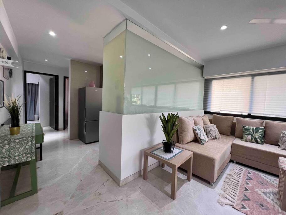 Apartment Kakad Classic 5, 16th Rd, Pali Village, Khar West By Connekt Homes Mumbai