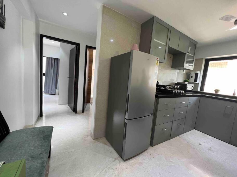 Apartment Kakad Classic 5, 16th Rd, Pali Village, Khar West By Connekt Homes Mumbai