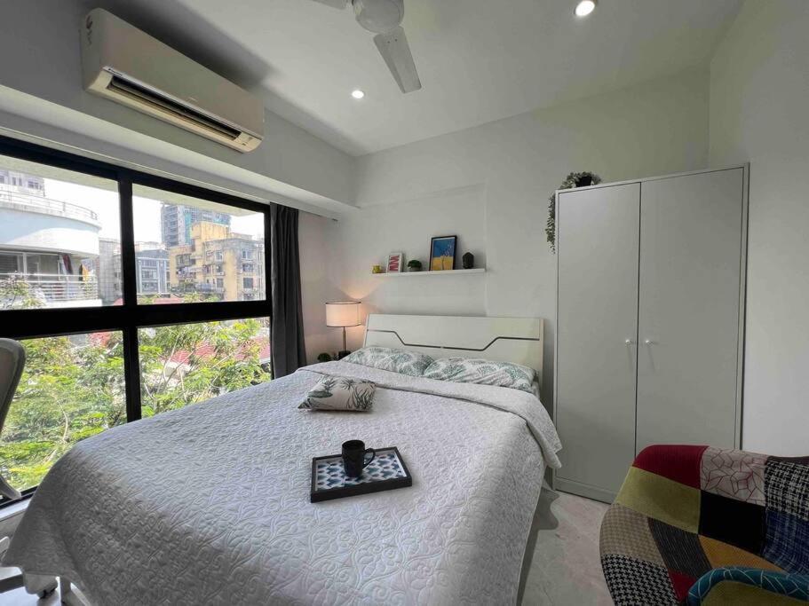 Apartment Kakad Classic 5, 16th Rd, Pali Village, Khar West By Connekt Homes *