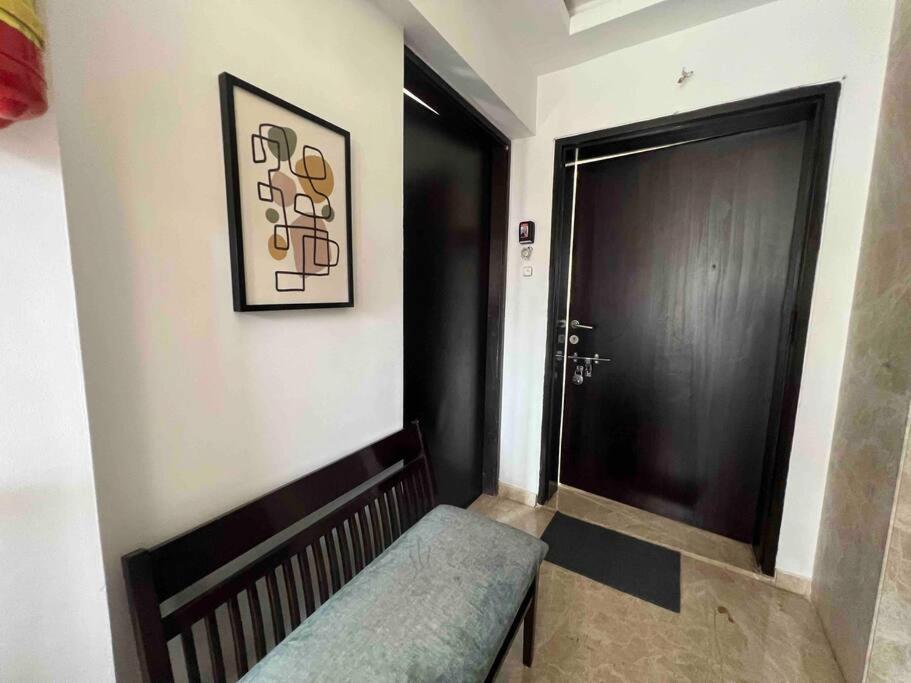 Apartment Kakad Classic 5, 16th Rd, Pali Village, Khar West By Connekt Homes