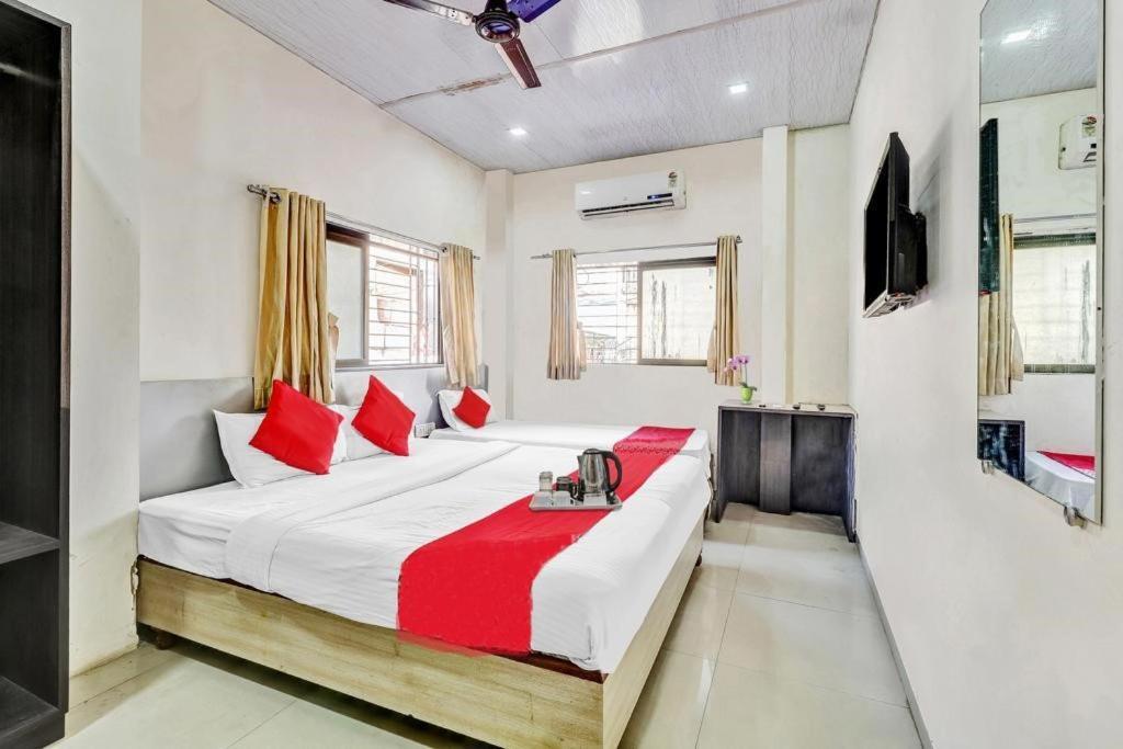 Fabhotel Kailash Park