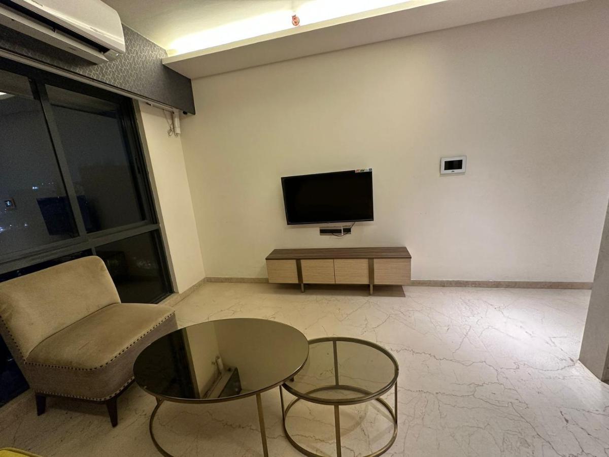 Apartment 1br Service In Bkc By Florastays
