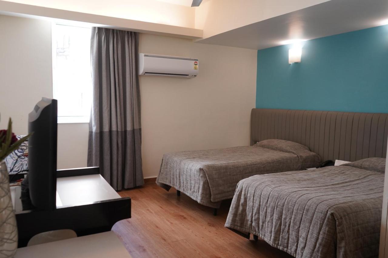 Diplomat, Colaba 3* Mumbai