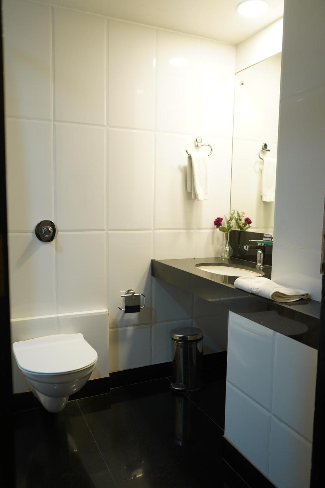 Diplomat, Colaba 3*