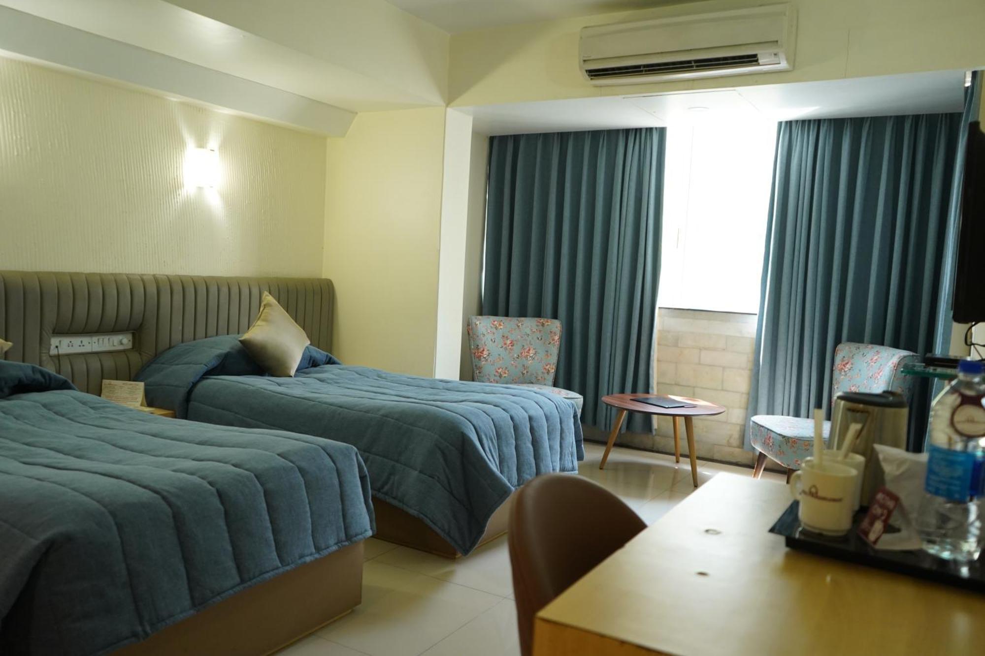 Hotel Diplomat, Colaba