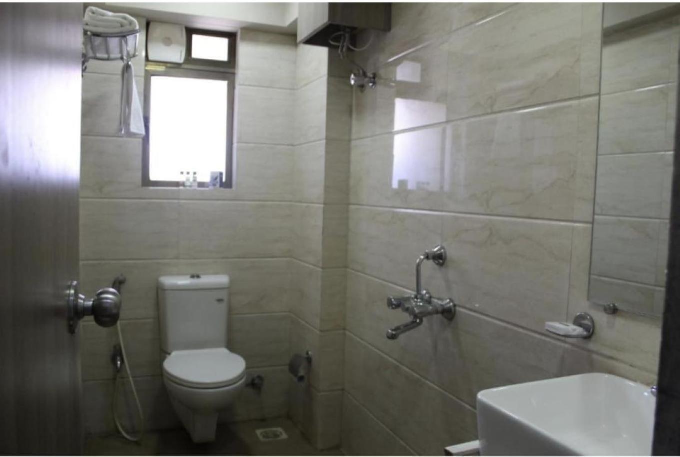 Flagship 83490 Hotel Bently Palace Hotel 3*