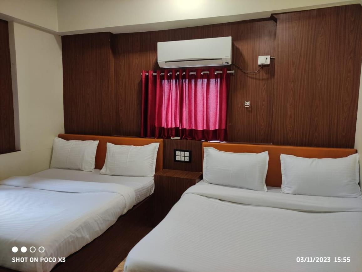 Amber Hotel 3*