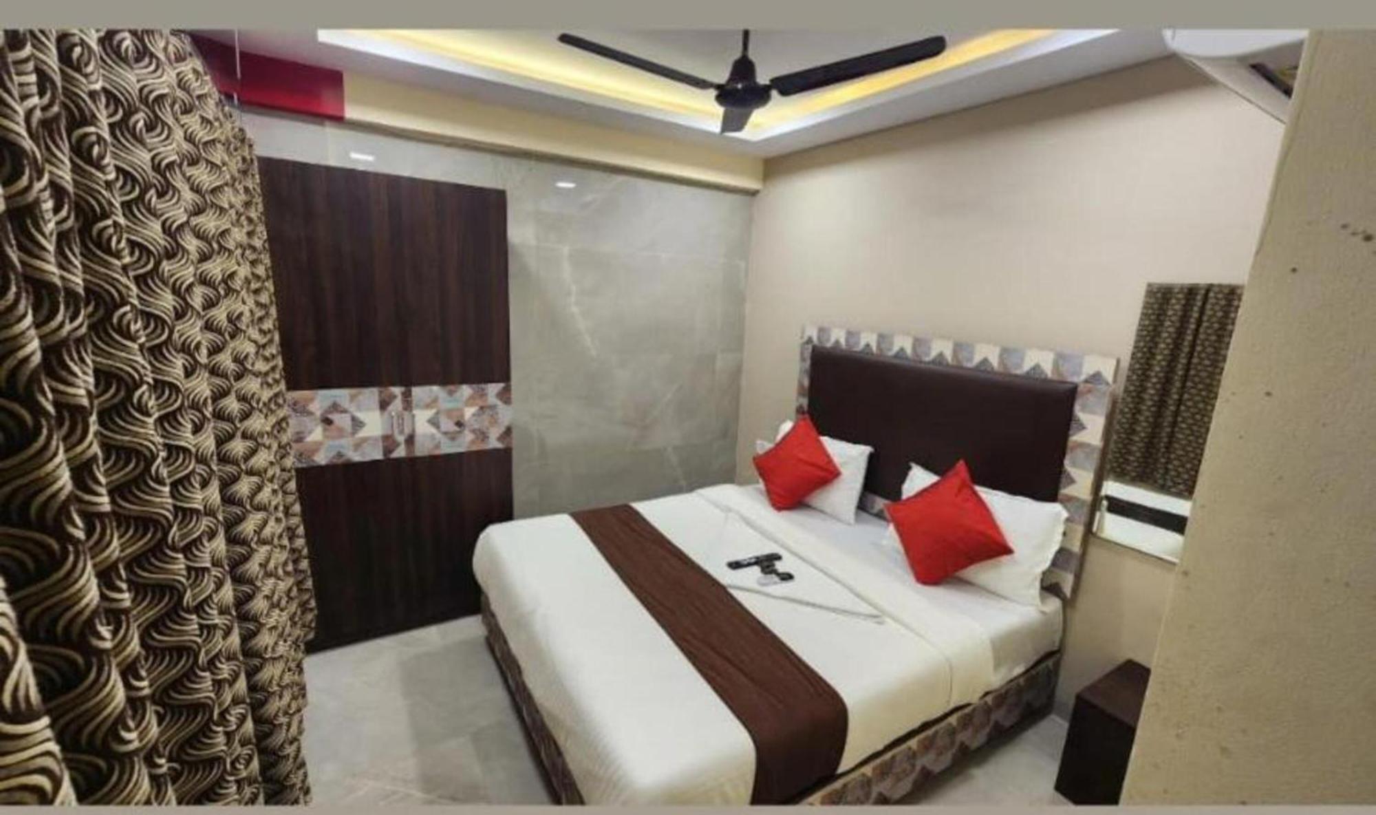 Hotel Vaithi Residency - Andheri West Mumbai