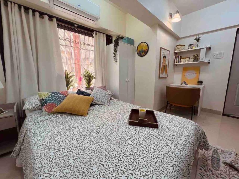 Dawn - A Spacious Modern In Bandra At Almeida Park By Connekt Homes *