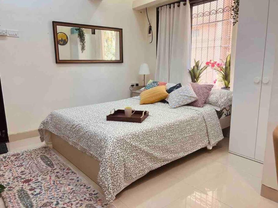 Apartment Dawn - A Spacious Modern In Bandra At Almeida Park By Connekt Homes *