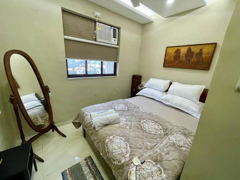 Bandra -1 Bhk - Close To Bkc Apartment