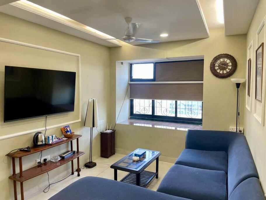 Bandra -1 Bhk - Close To Bkc * Mumbai