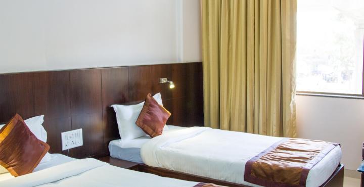 Fabhotel On Time Andheri East