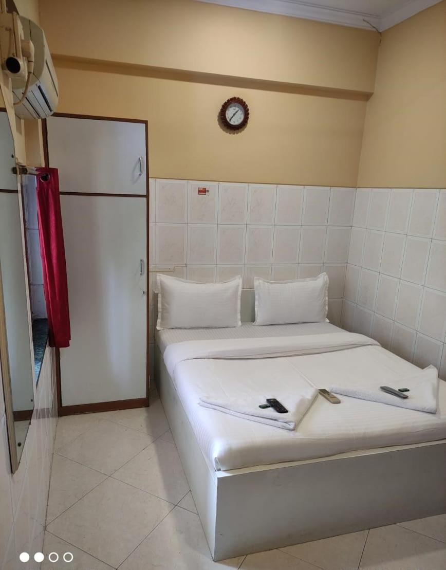 Amber Hotel 3*