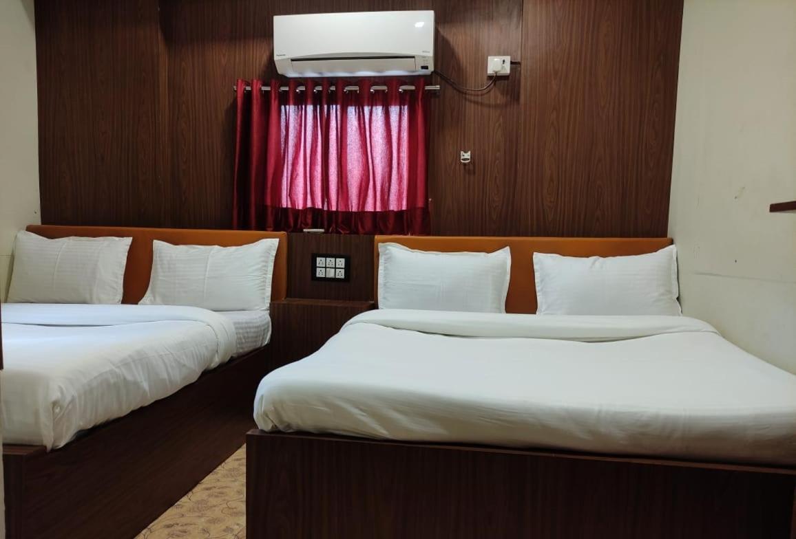 Amber 3* Mumbai