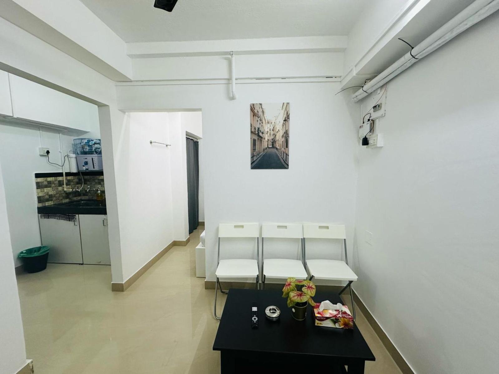 1br Parel Apartment *