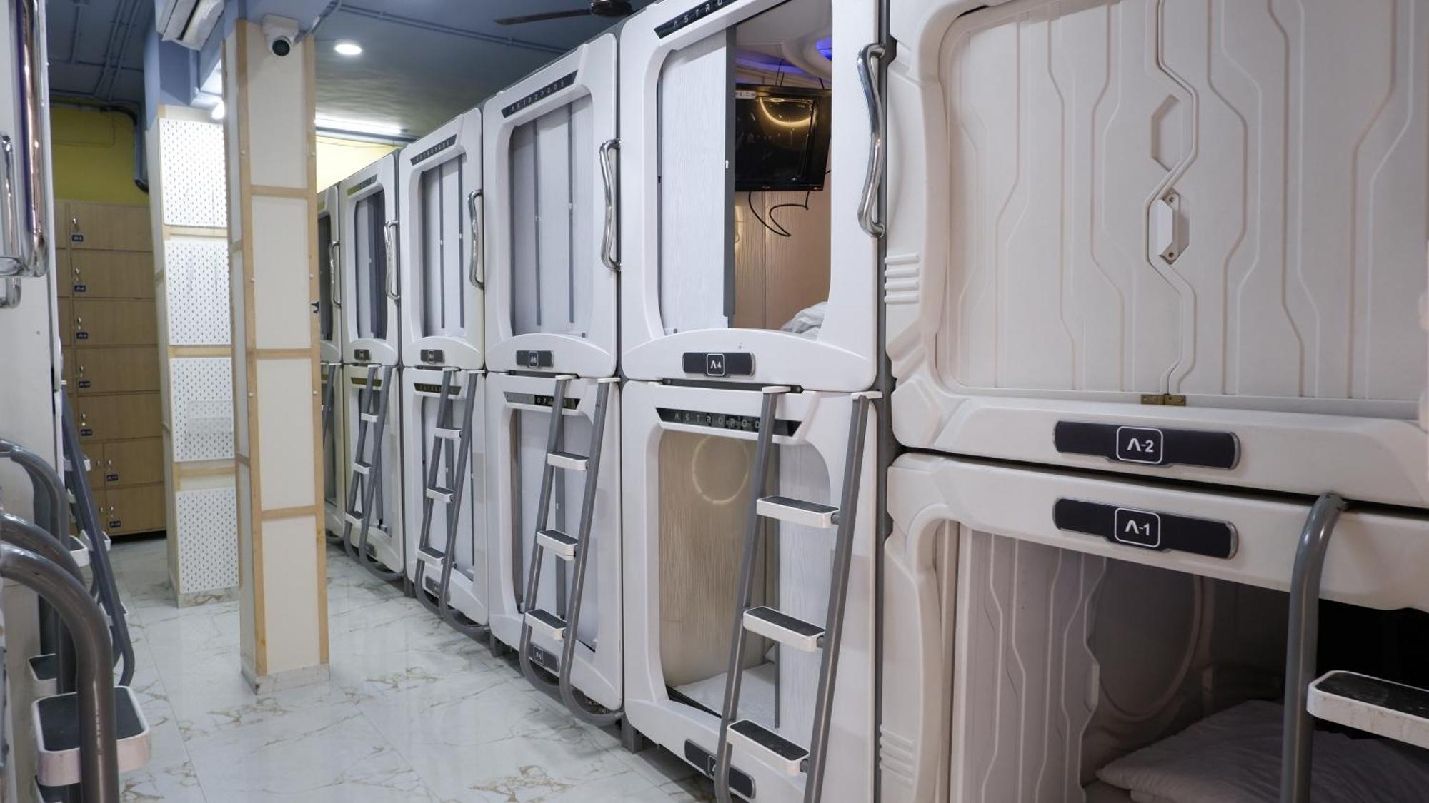 Astropods * Mumbai