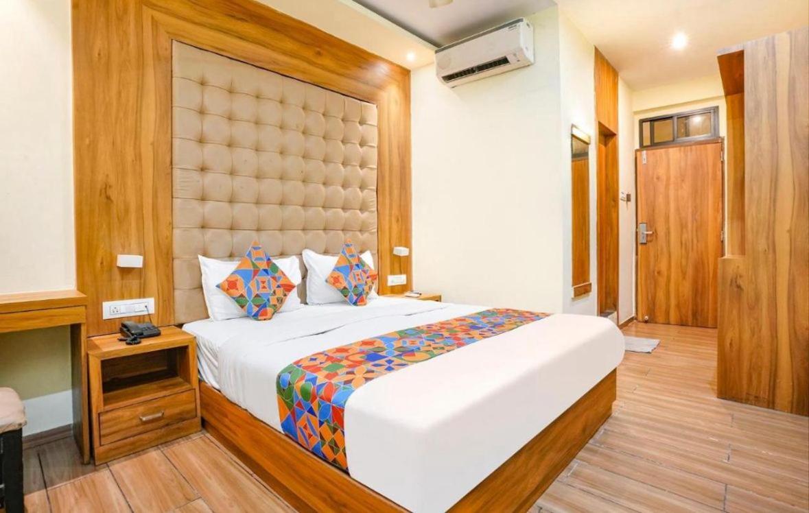 Cozy T2 Airport 3* Mumbai