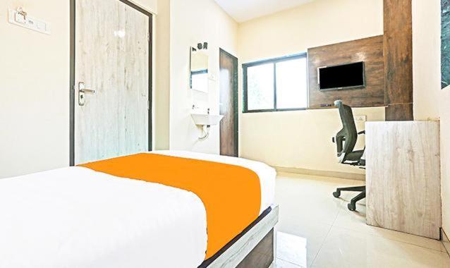 Tavakkal - Near Airport & Us Consulate Bkc