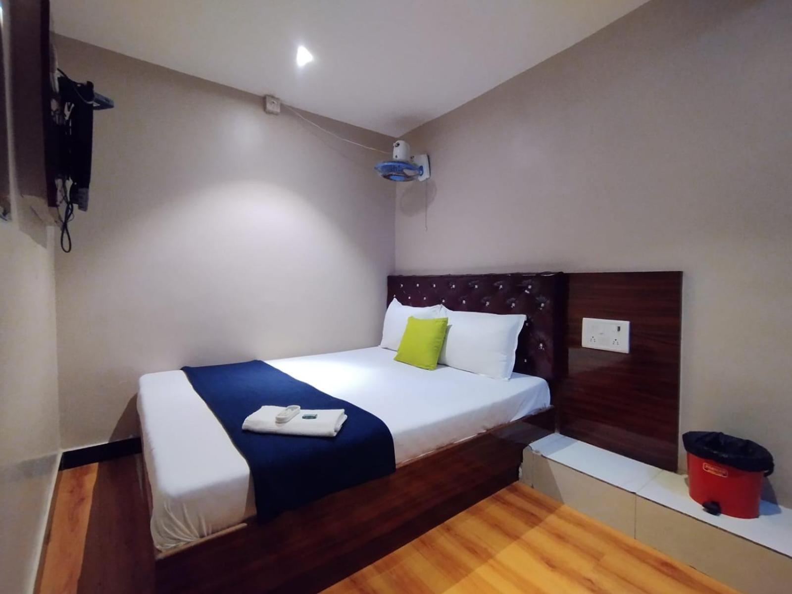 Aspen - Near International Airport Inn *