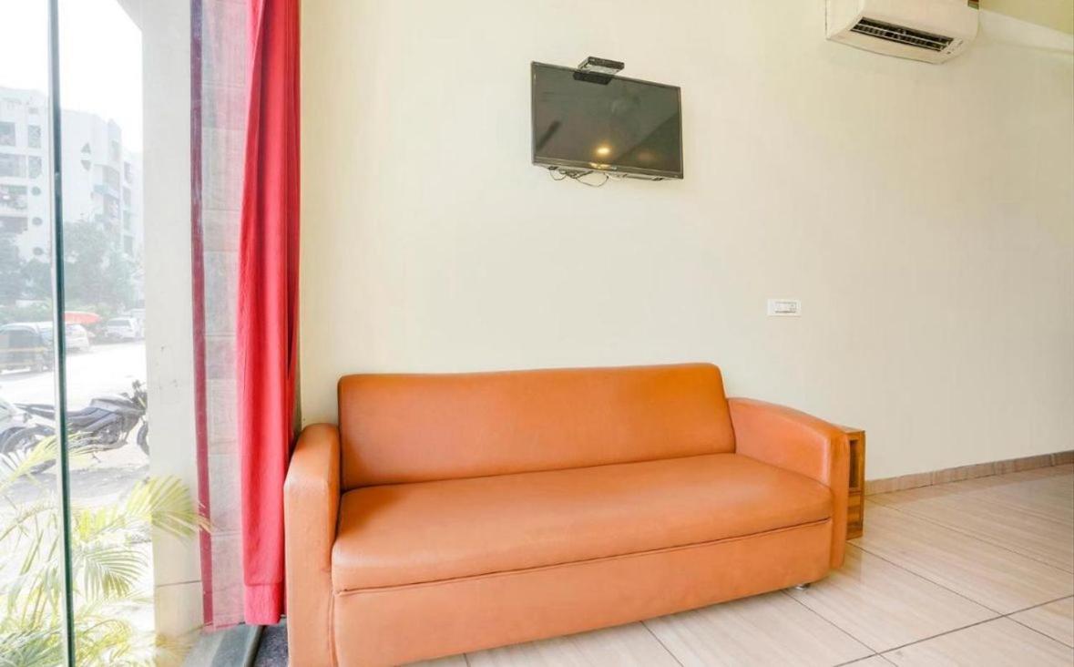 Hotel Cozy T2 Airport 3*