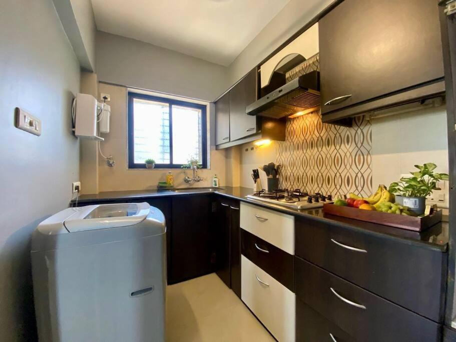 Apartment Simon Lydia 5 - A Sunlit Charm In Bandra, Pali Village By Connekt Homes *
