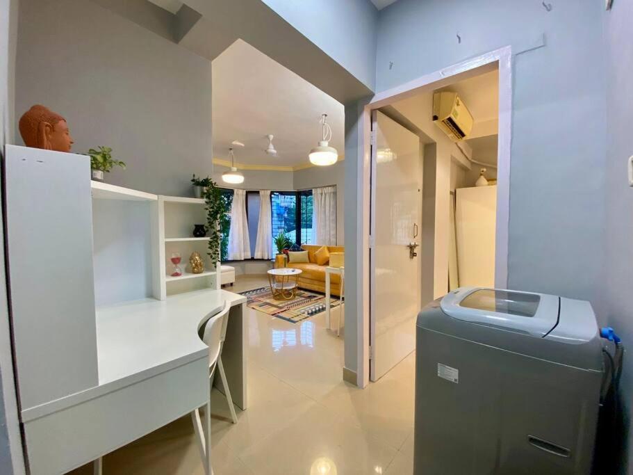 Apartment Simon Lydia 3 - A Bliss Nest In Bandra, Pali Village By Connekt Homes