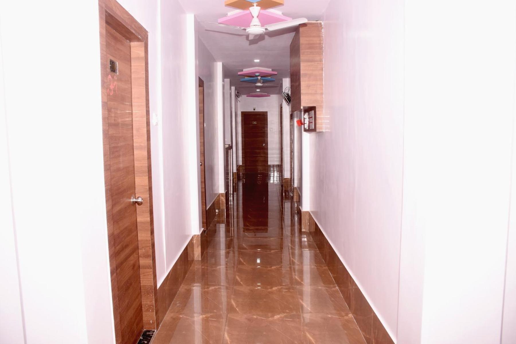 Aga Begs Mumbai