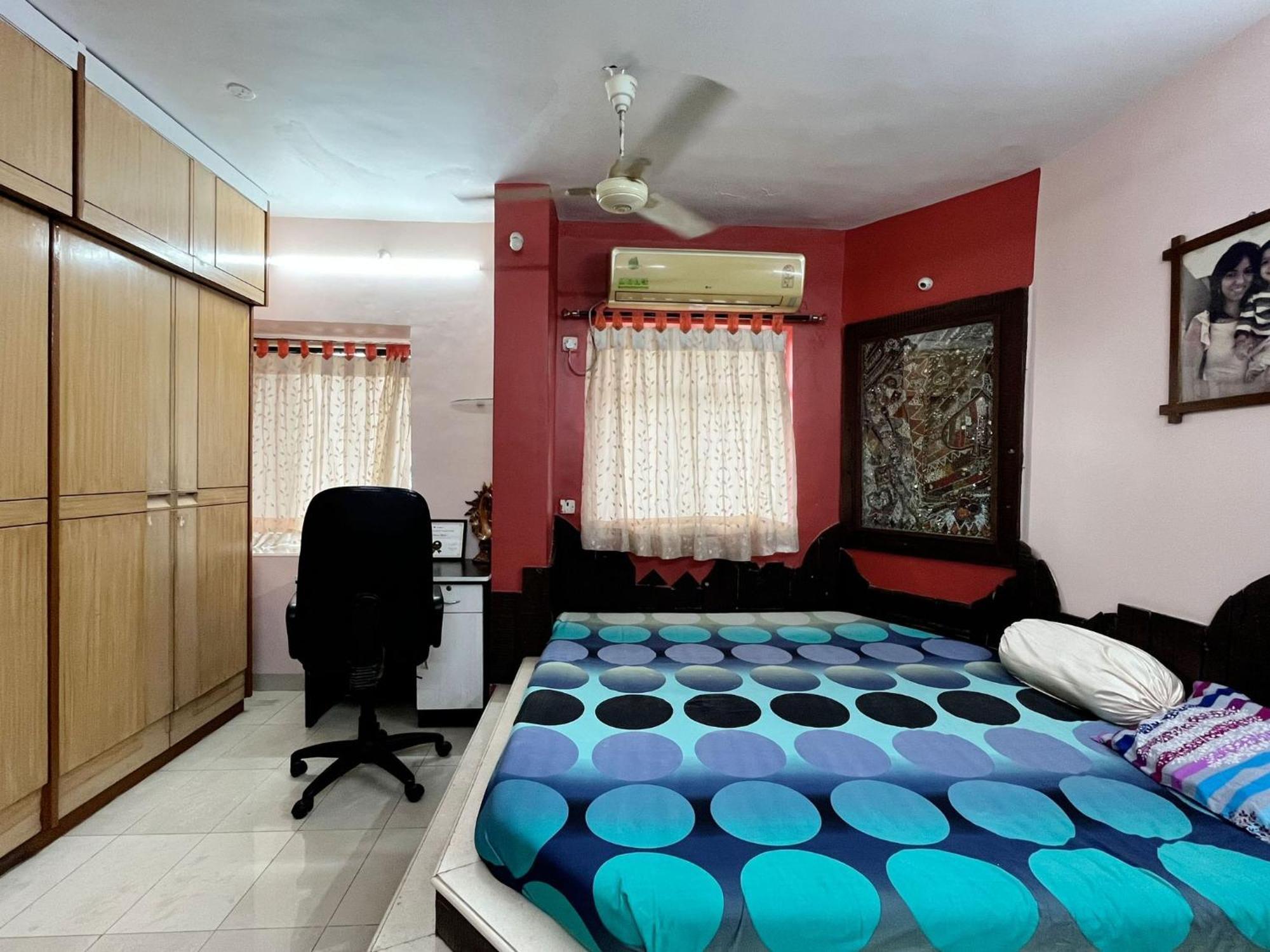 Cozy Private Near Mulund Railway Station Homestay *