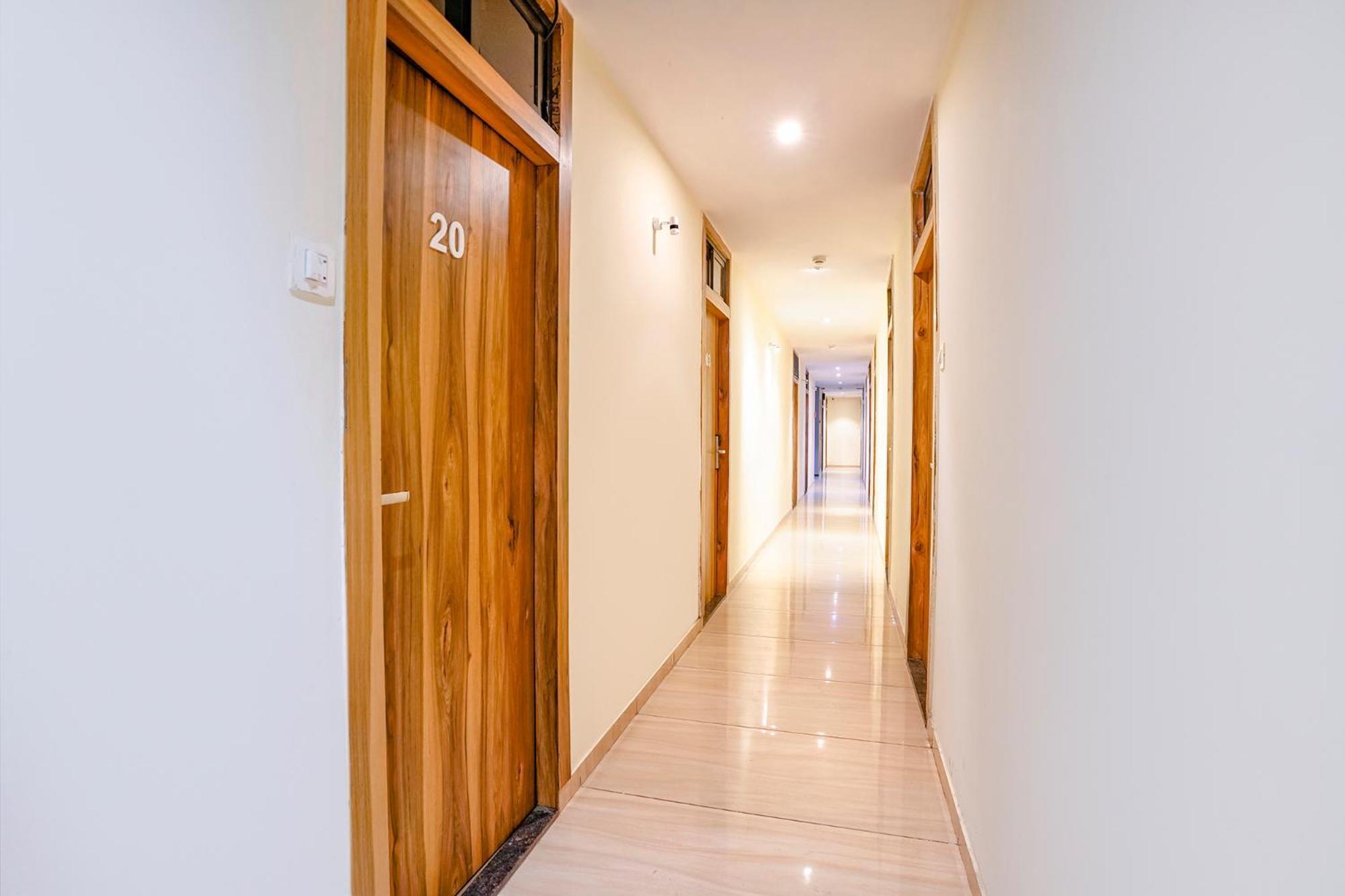 Fabhotel Cozy - Nr International Airport Hotel 3*