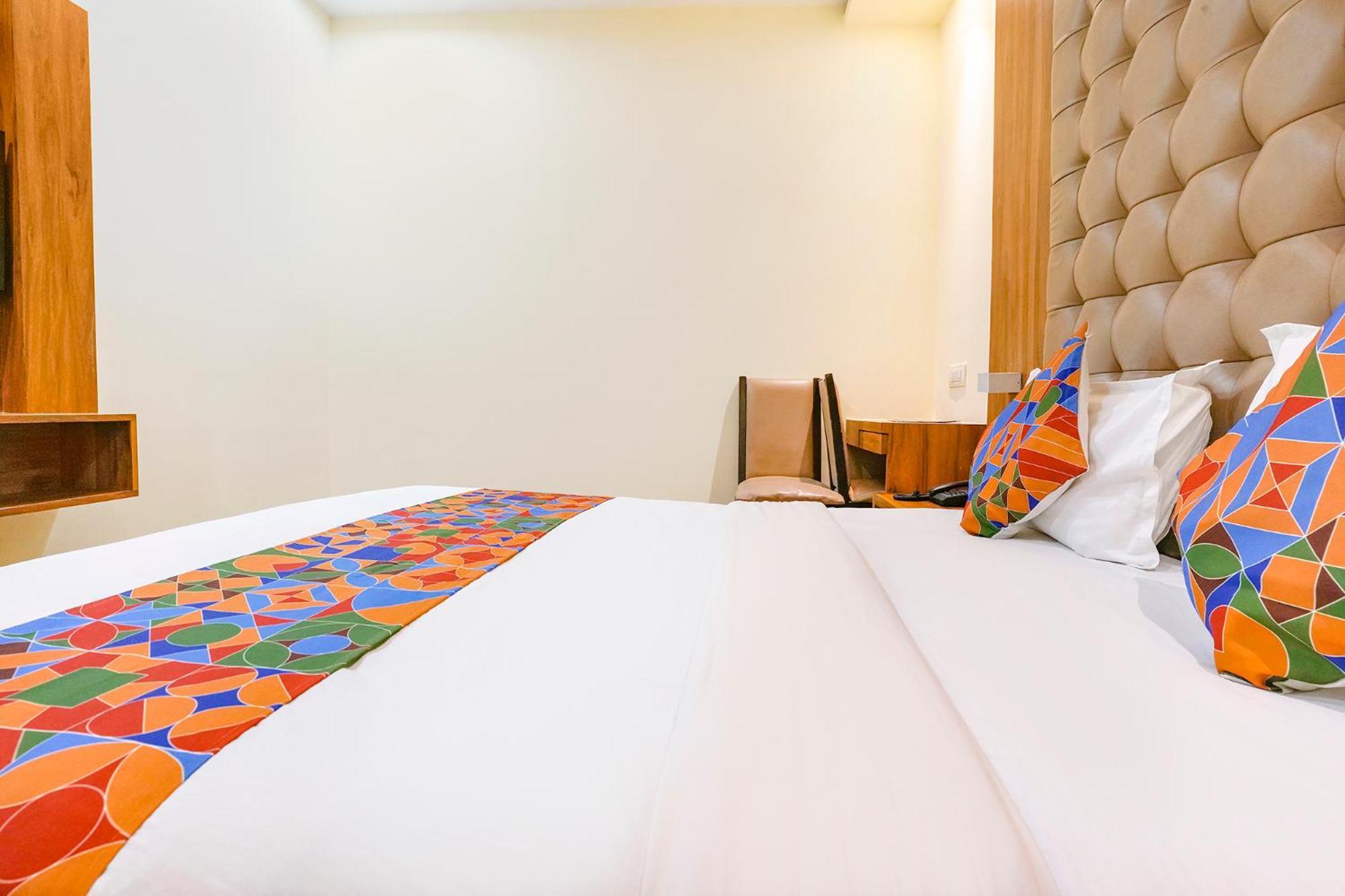 Hotel Fabhotel Cozy - Nr International Airport