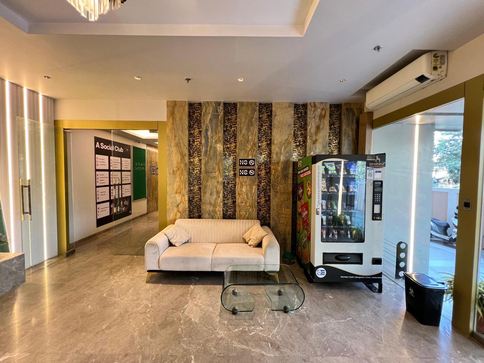 3bhk Santacruz 802 Apartment Mumbai