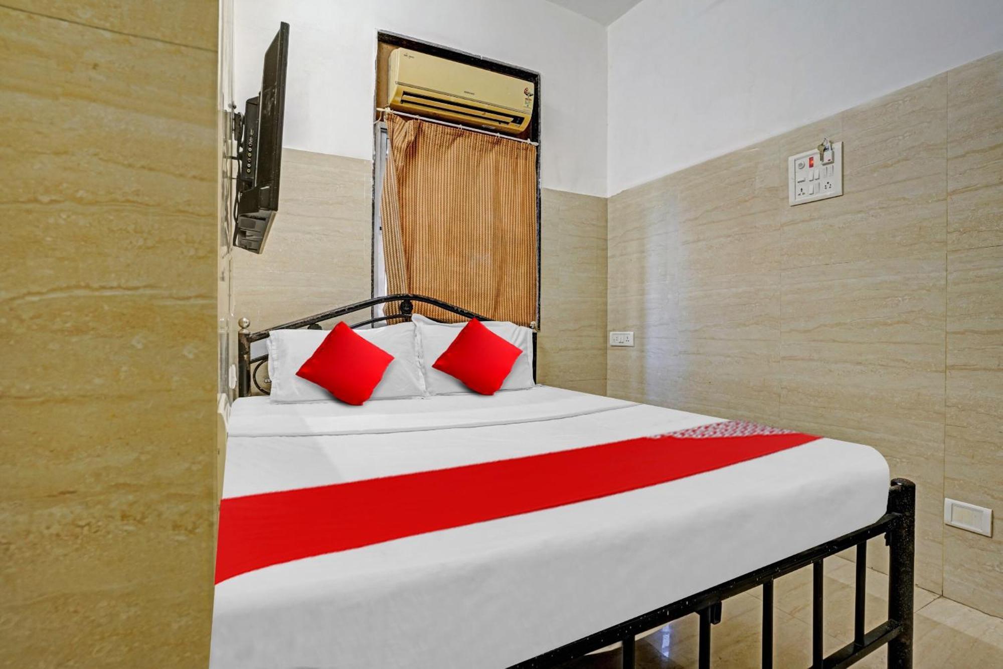 Oyo Flagship Raj Near Juhu Beach Hotel 3*
