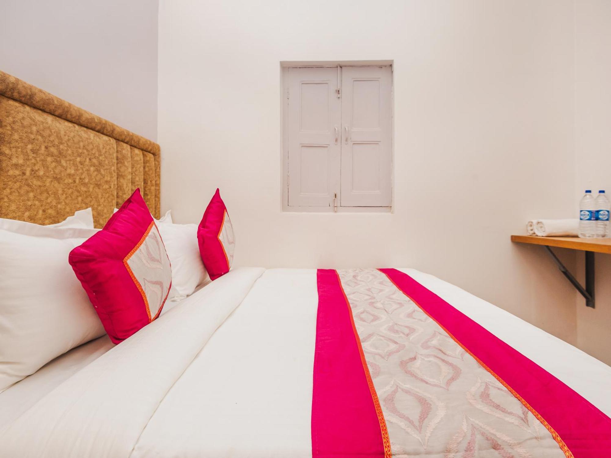 Afra Dormitory For Female & Male 5 Min From Airport