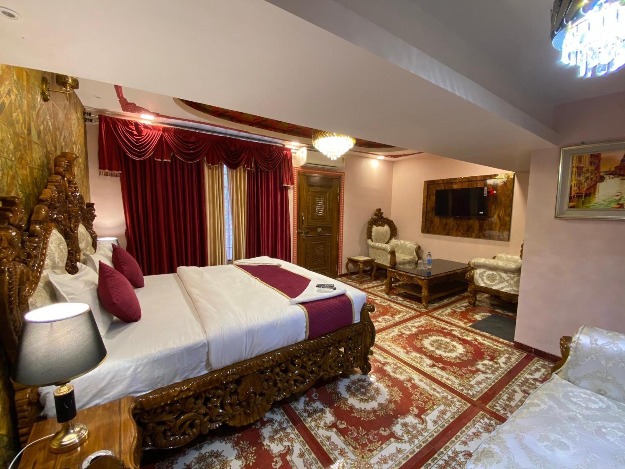 97 Inn- Andheri Versova Hotel