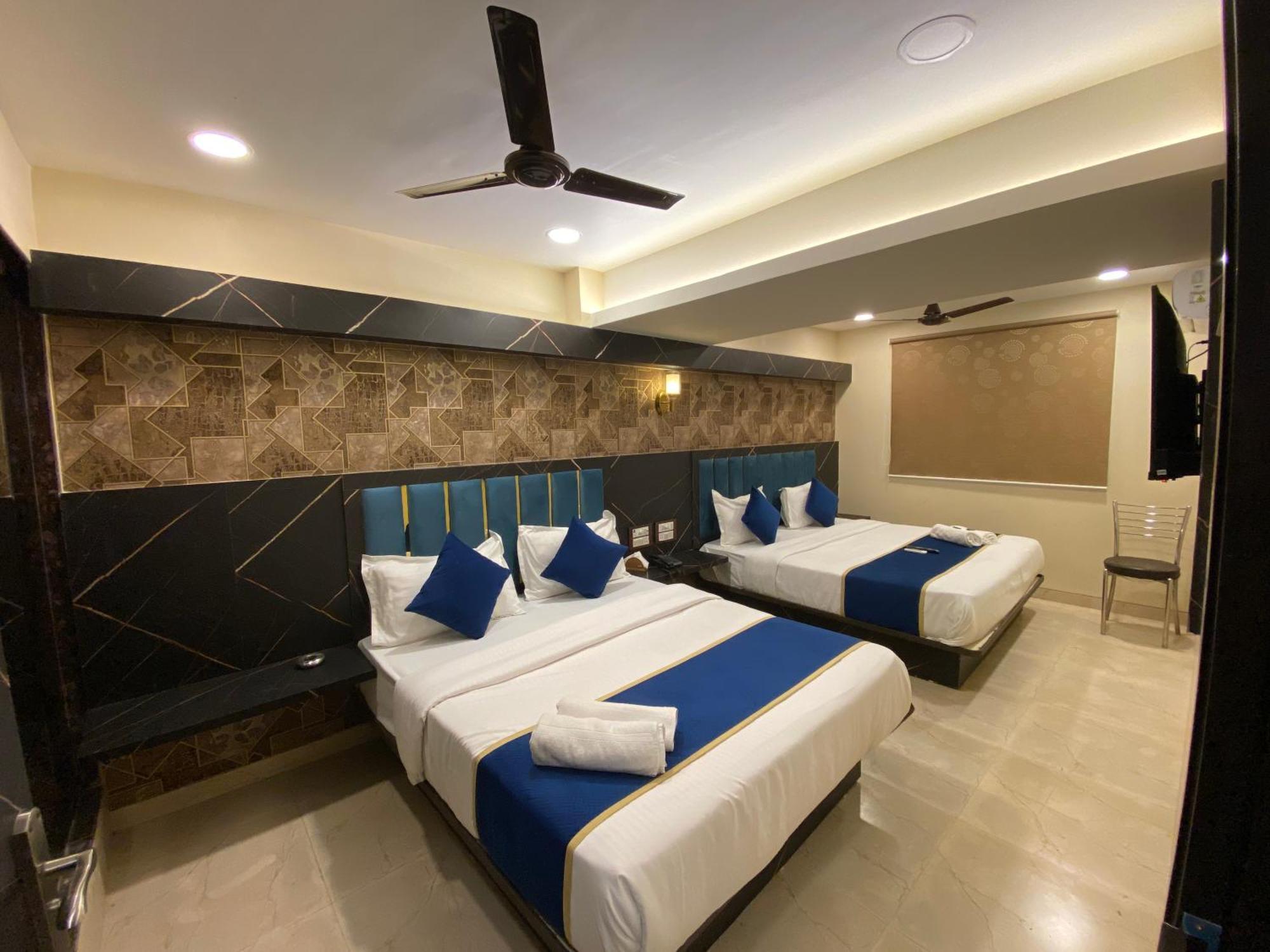 Hotel 97 Inn- Andheri Versova