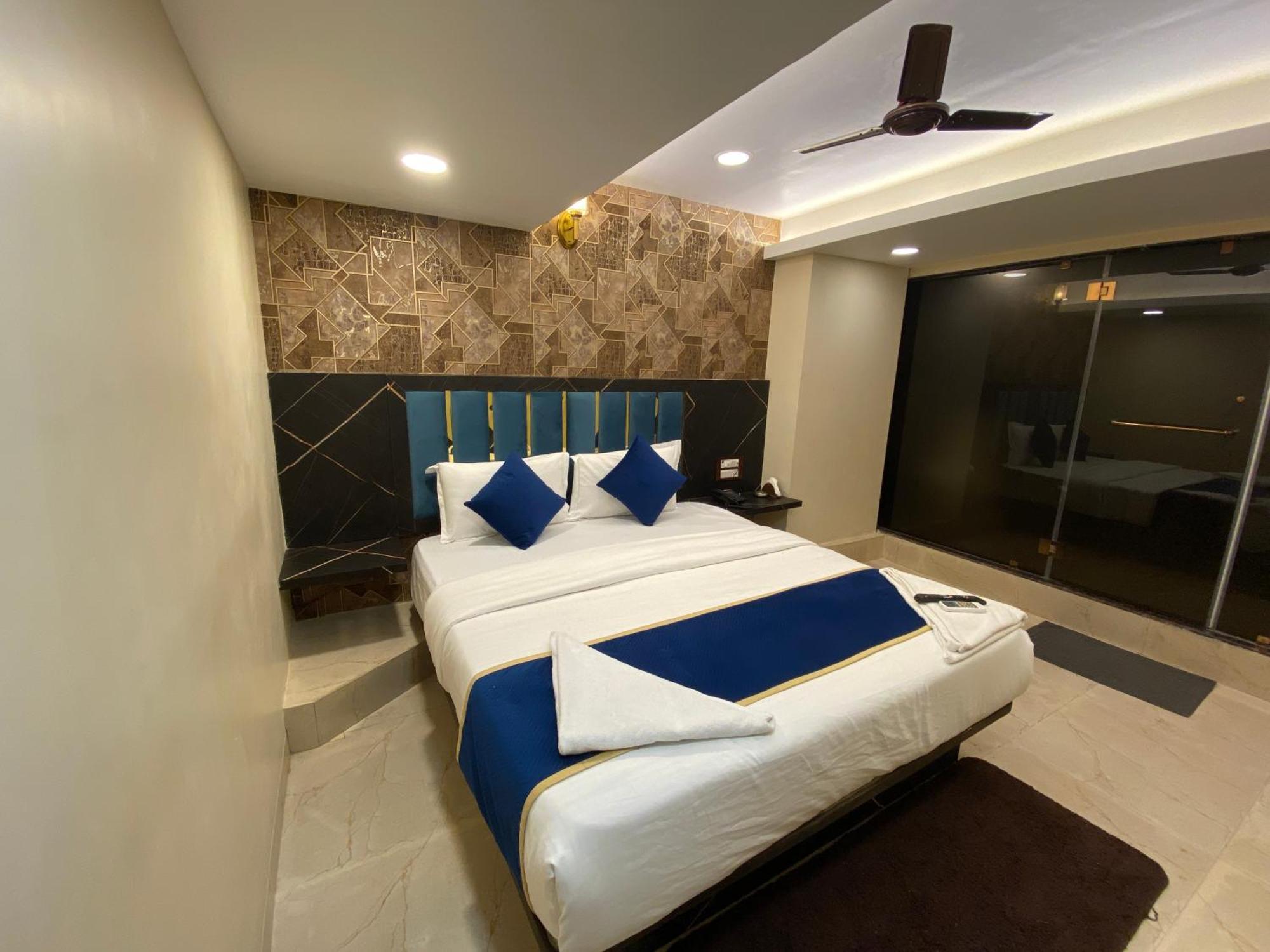 97 Inn- Andheri Versova Hotel Mumbai