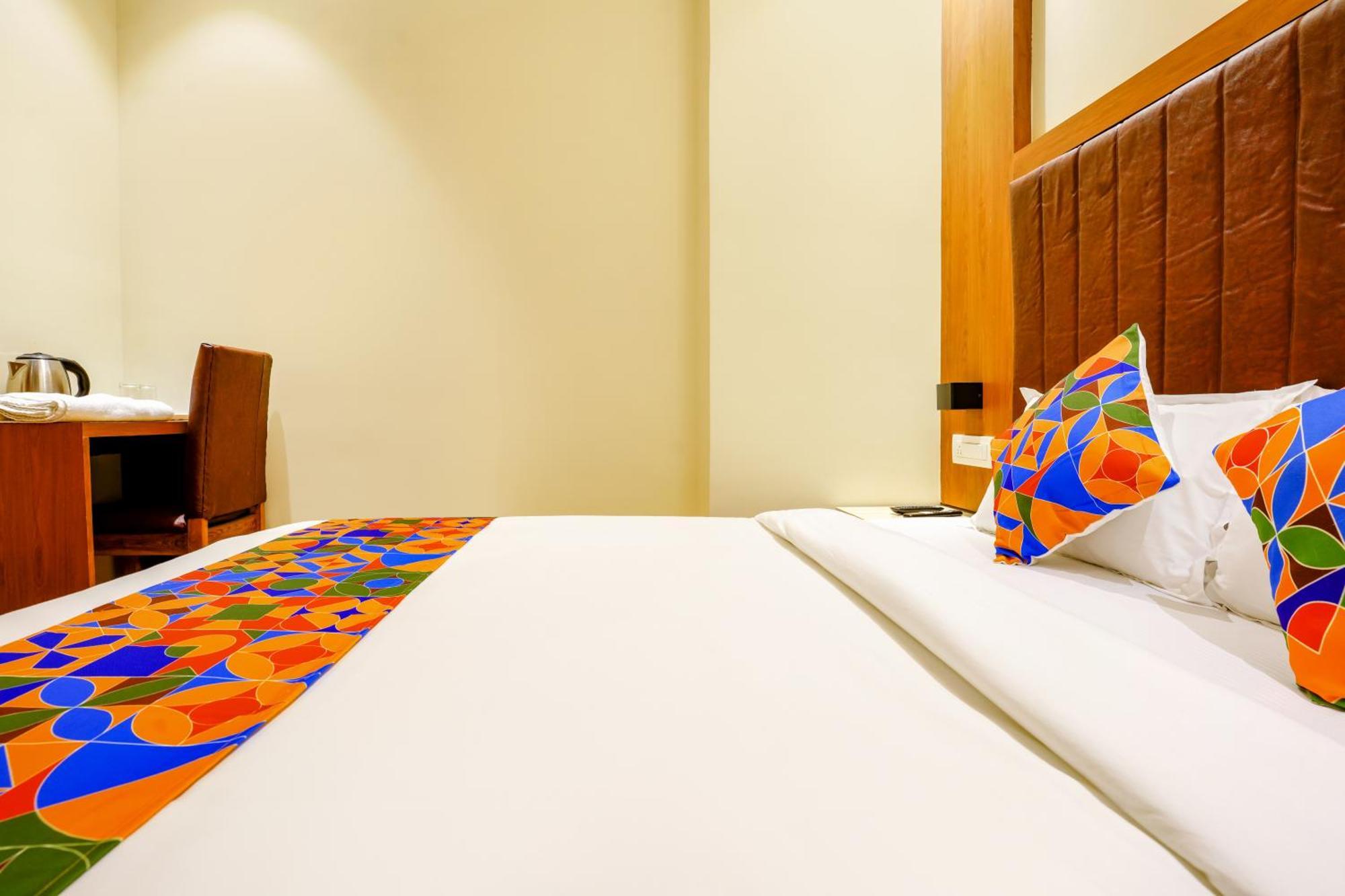 Hotel The Azure 3*