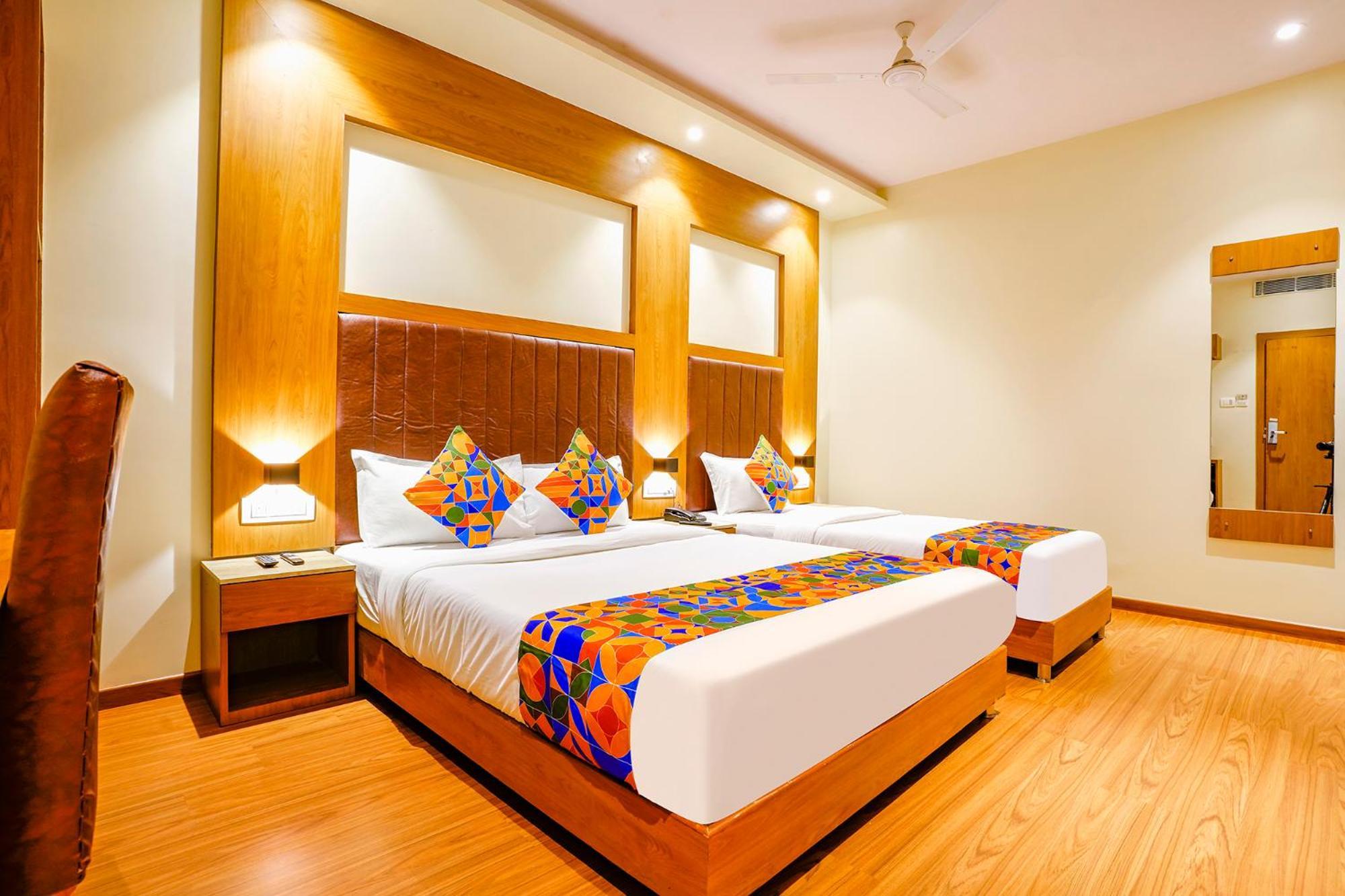 Hotel The Azure Mumbai