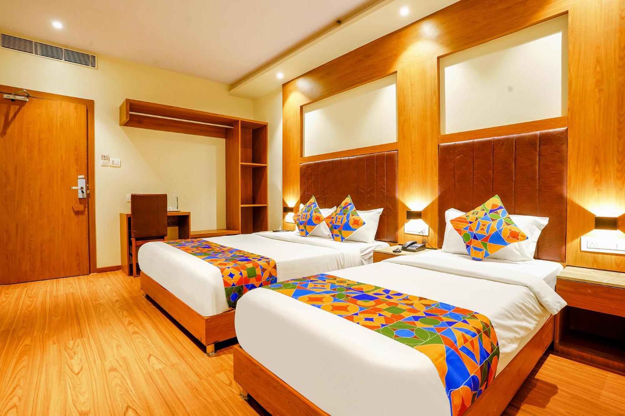 Hotel The Azure Mumbai