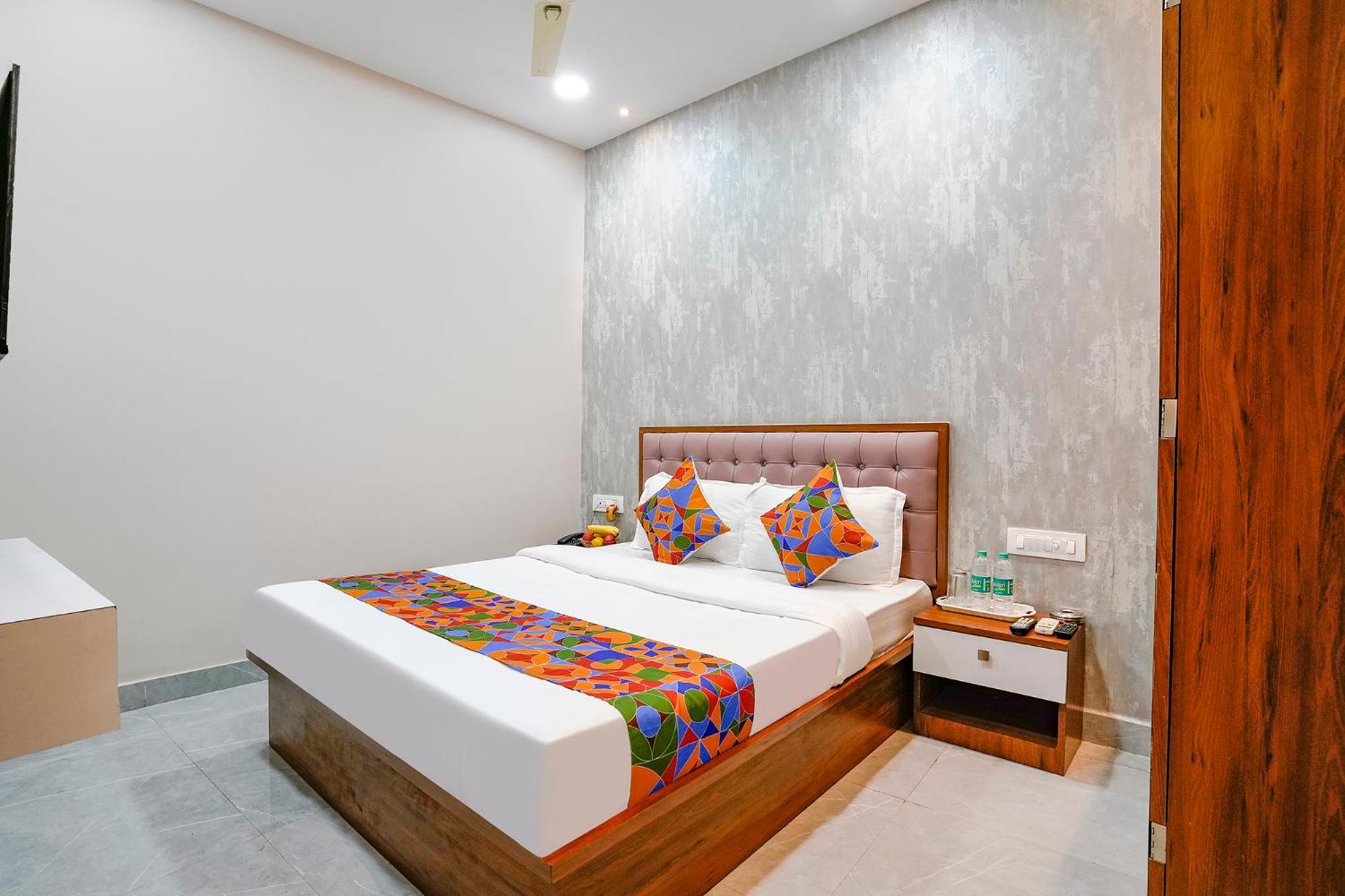 Fabexpress Affari Hotel 3*