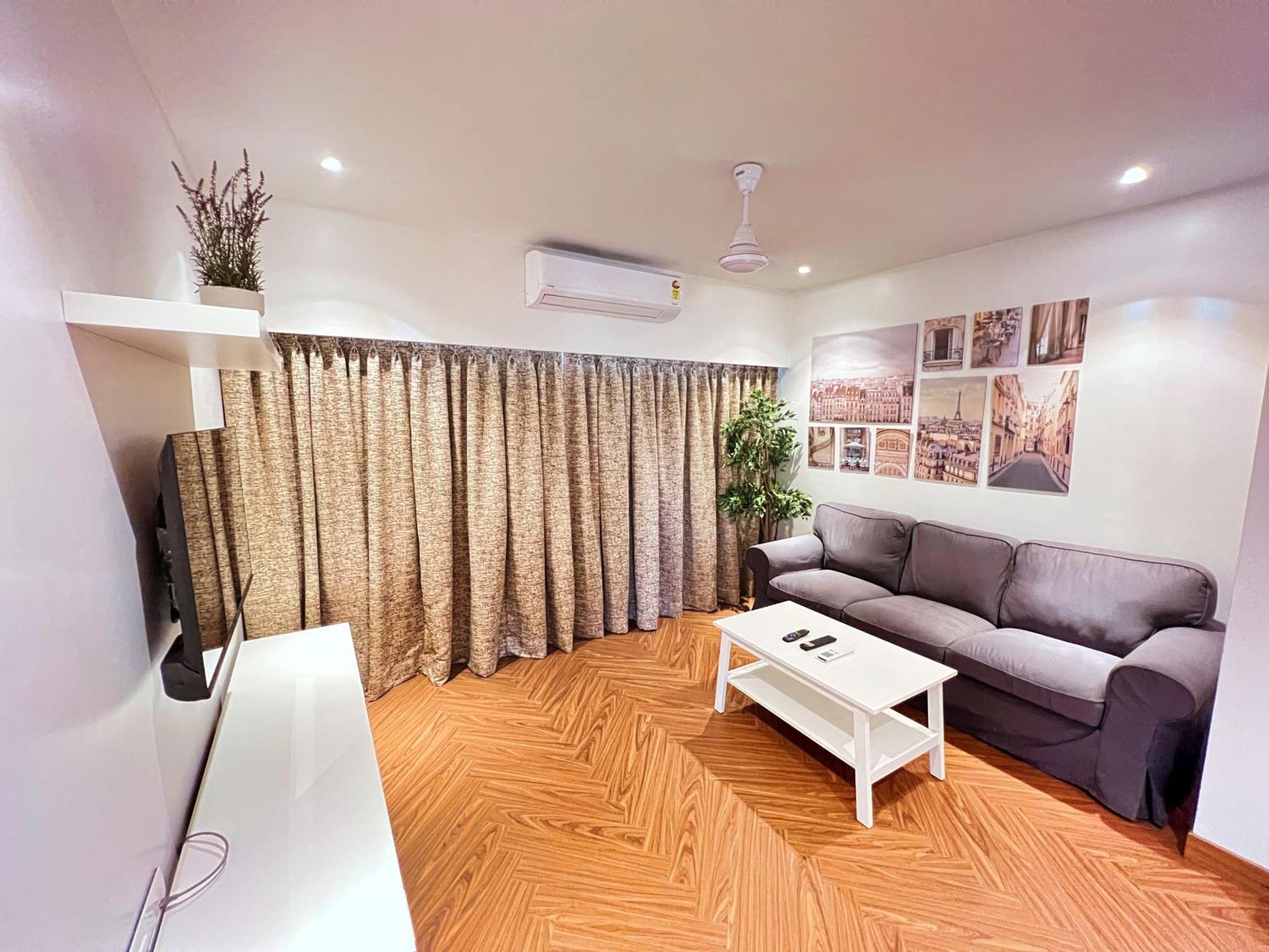 White House By Maxxvalue Service Bandra * Mumbai
