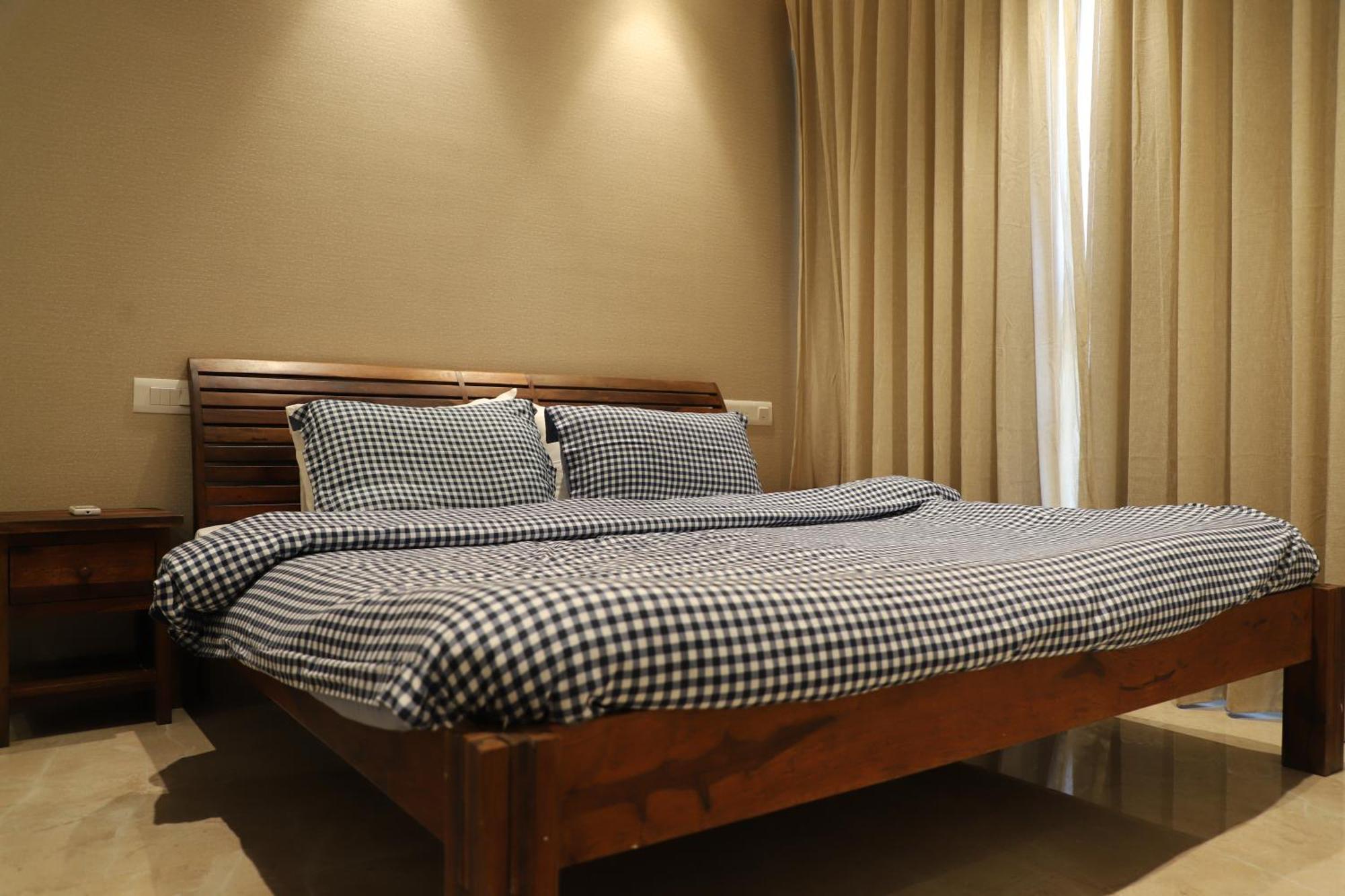 Aparthotel Zenia Luxury Suites And Serviced