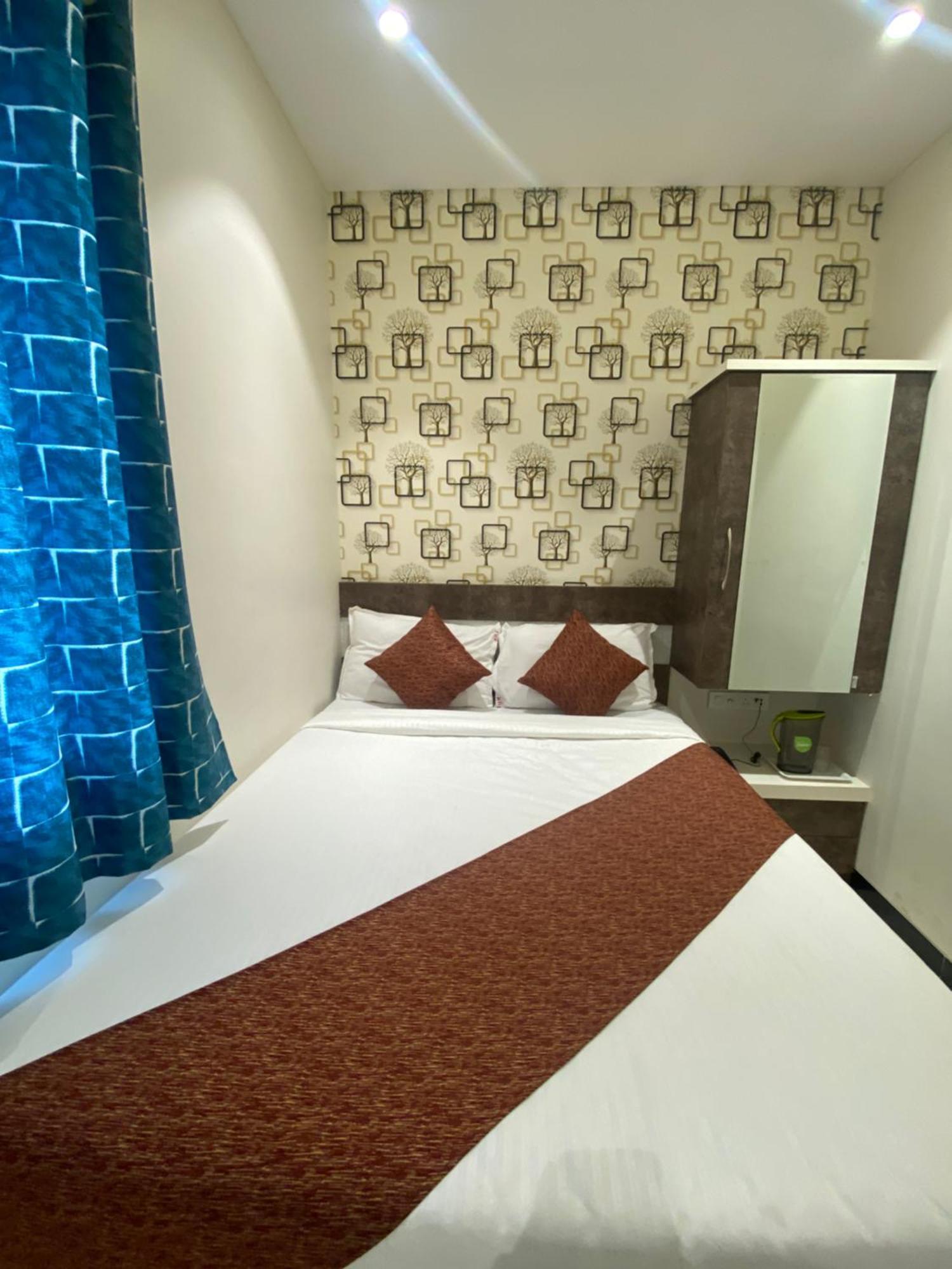 Hotel Rose Mumbai